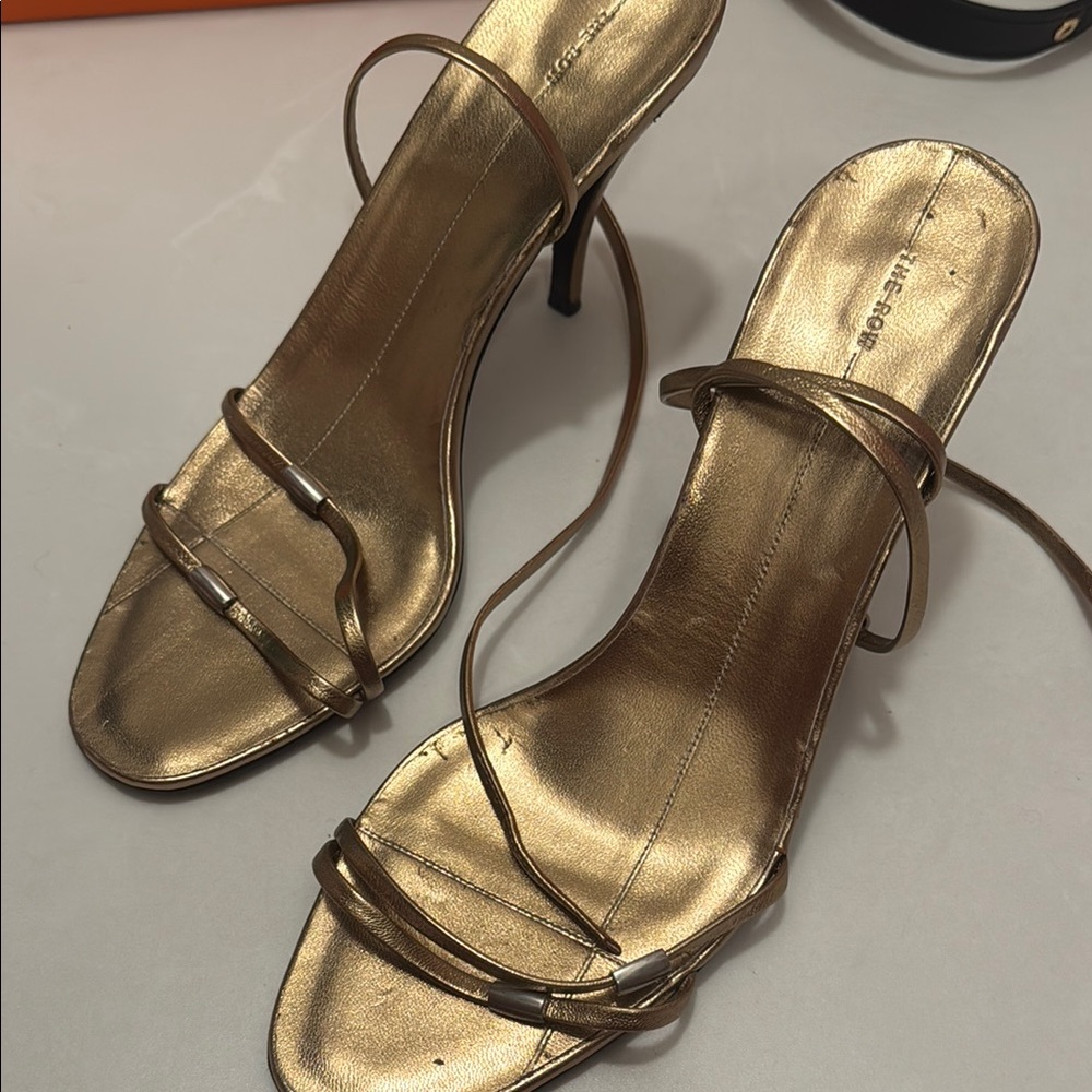 The Row Gold Sandals Elegant Strappy Design